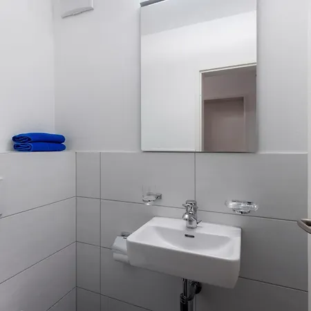 Appartamento Parkareal - Utoring-49 By Interhome